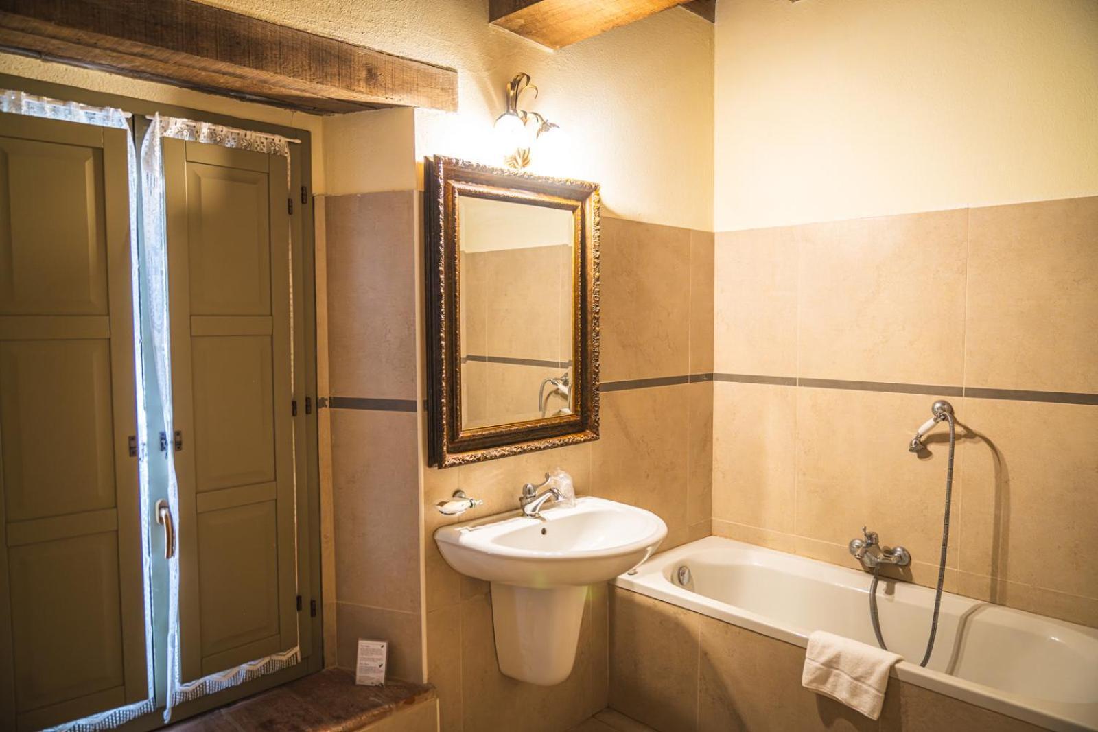 Hotel La Tavola Rotonda Cortemaggiore Стая снимка